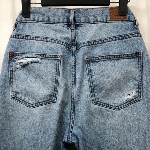 BDG Urban Outfitters Cowboy Jean High Rise Western Blue Denim Distressed Size 29 - Picture 5 of 16